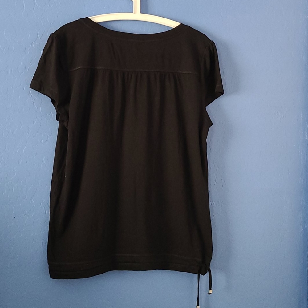 Shirt - Picture 2 of 3